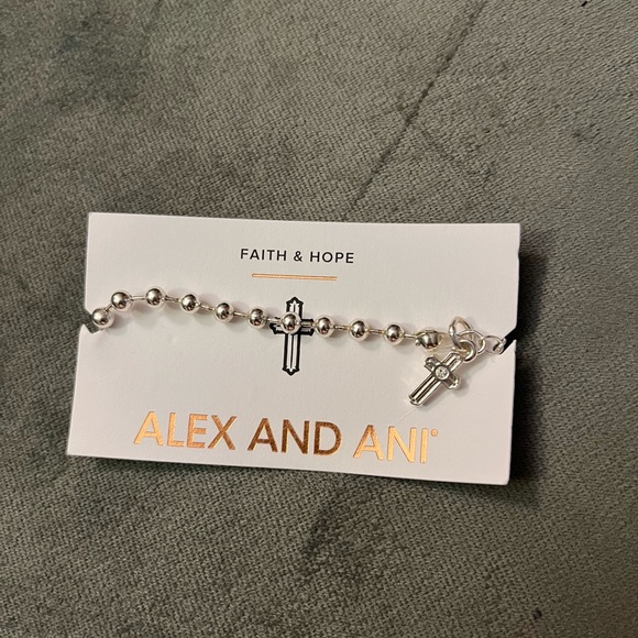 Authentic alex and Ani Cross Immortality bracelet! New! - Picture 3 of 3
